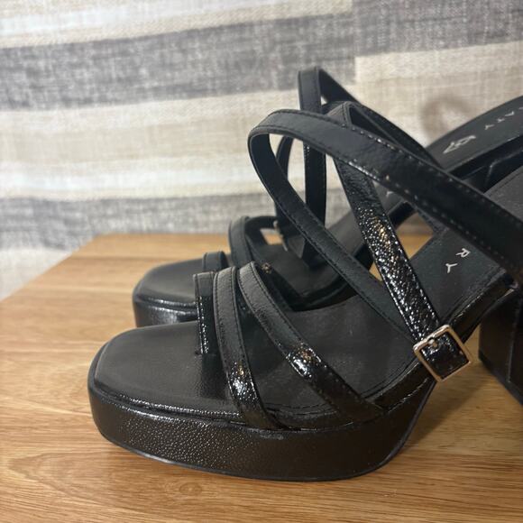 Katy Perry The Meadow Classic Black Strappy Chunky Heels Size 8.5 - Picture 4 of 11